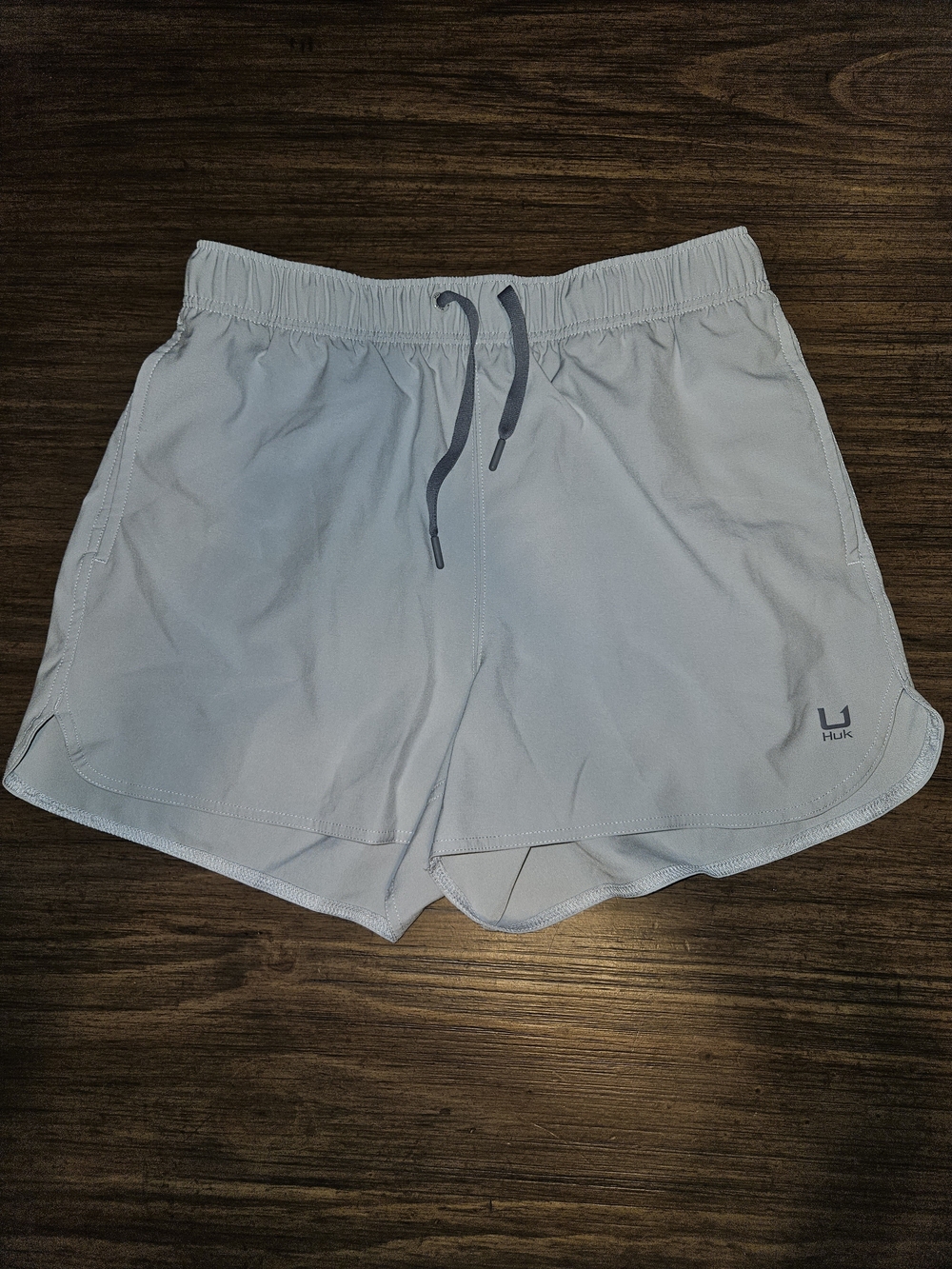 Huk Women’s Light Gray Athletic Shorts with Drawstring